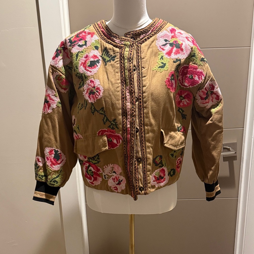 Floral Embroidered Women's Vintage Bomber Jacket